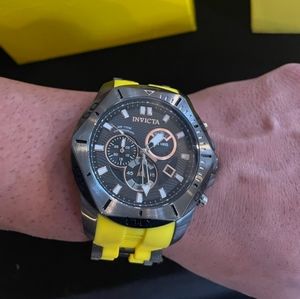BNWT! Invicta mens watch 50 mm 100m